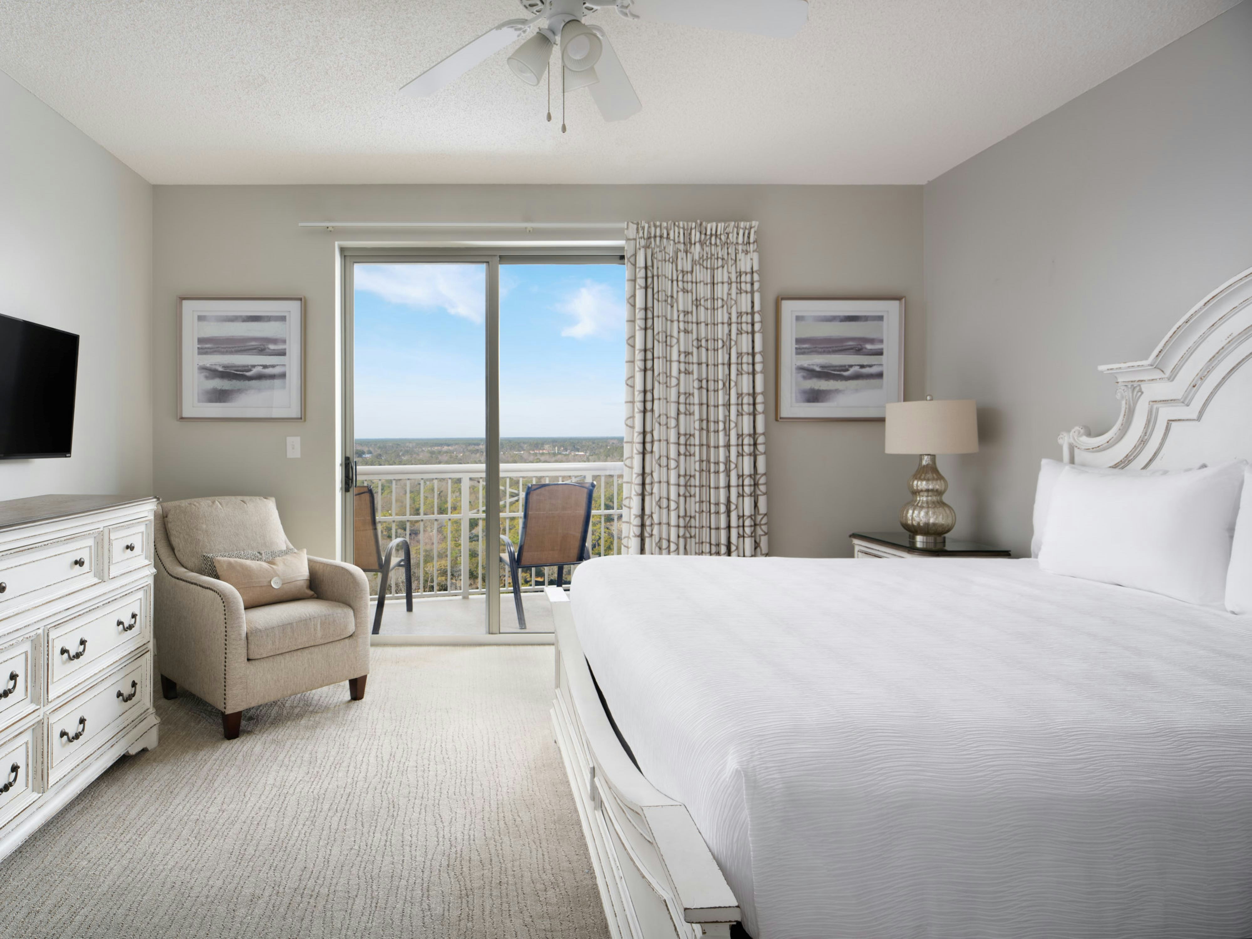 4 Bedrooms, Resort View