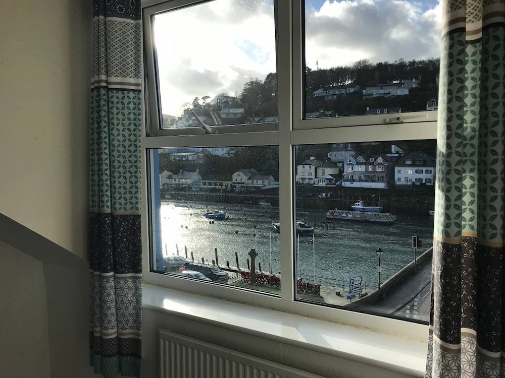 Bridgeside Guest House - B&B 2/34
