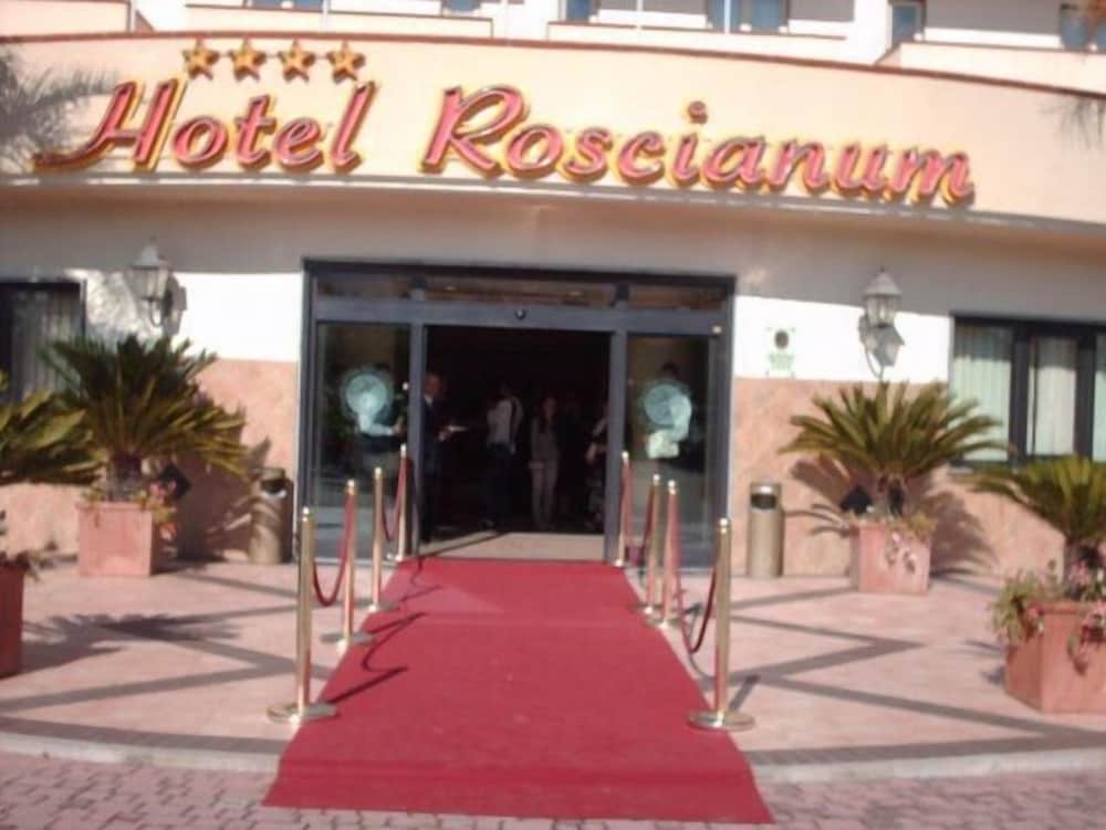 Hotel Club Residence Roscianum 3/40