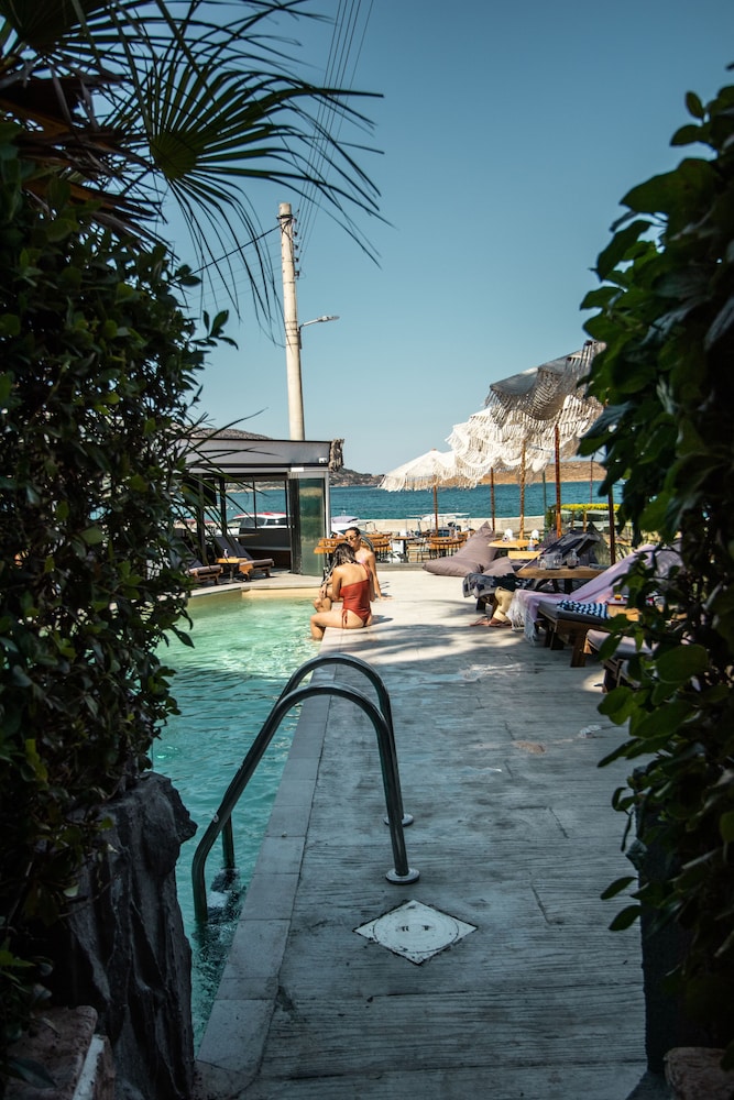 Kiani Akti Hotel 54/67