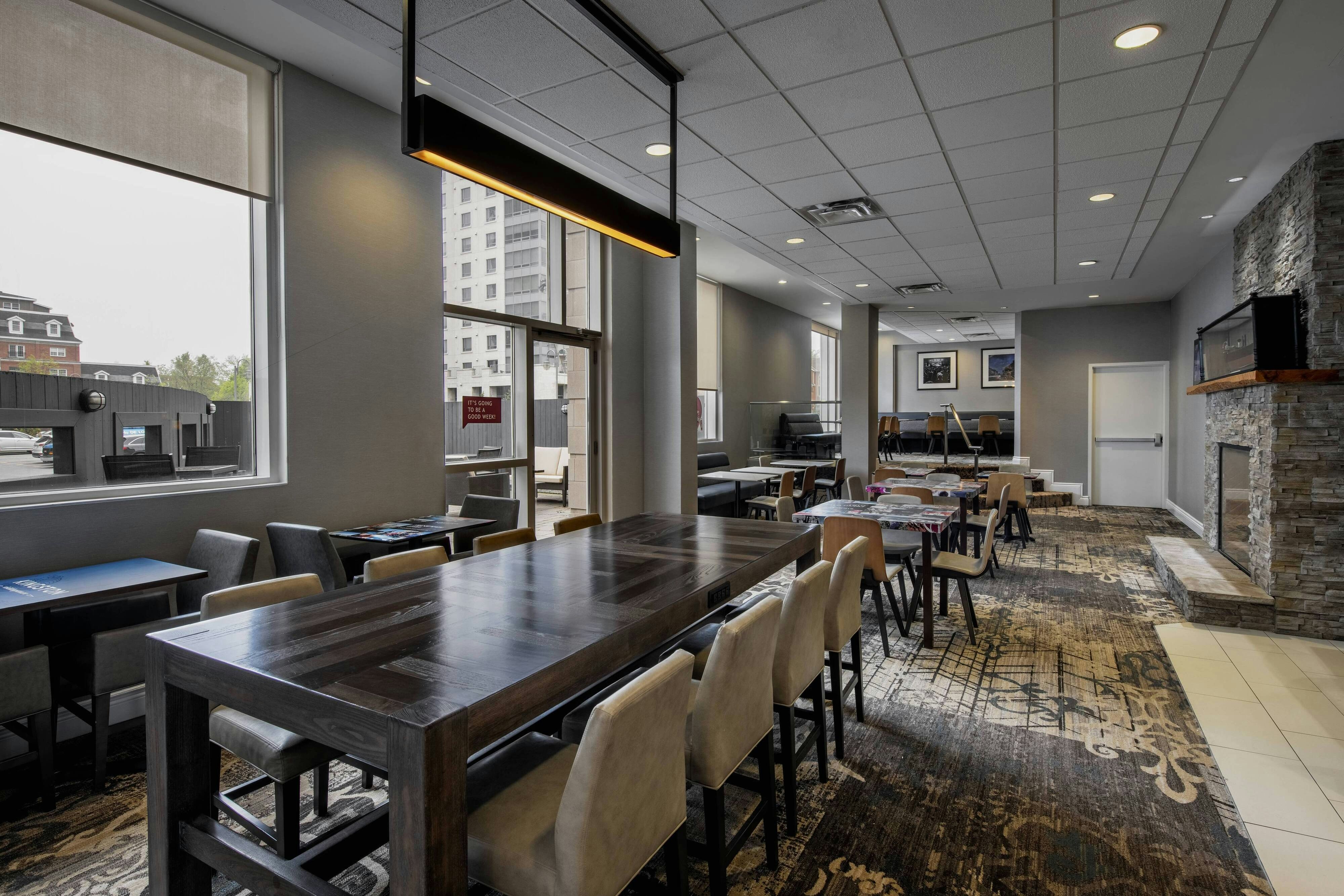 Residence Inn By Marriott Kingston Water S Edge 24/41