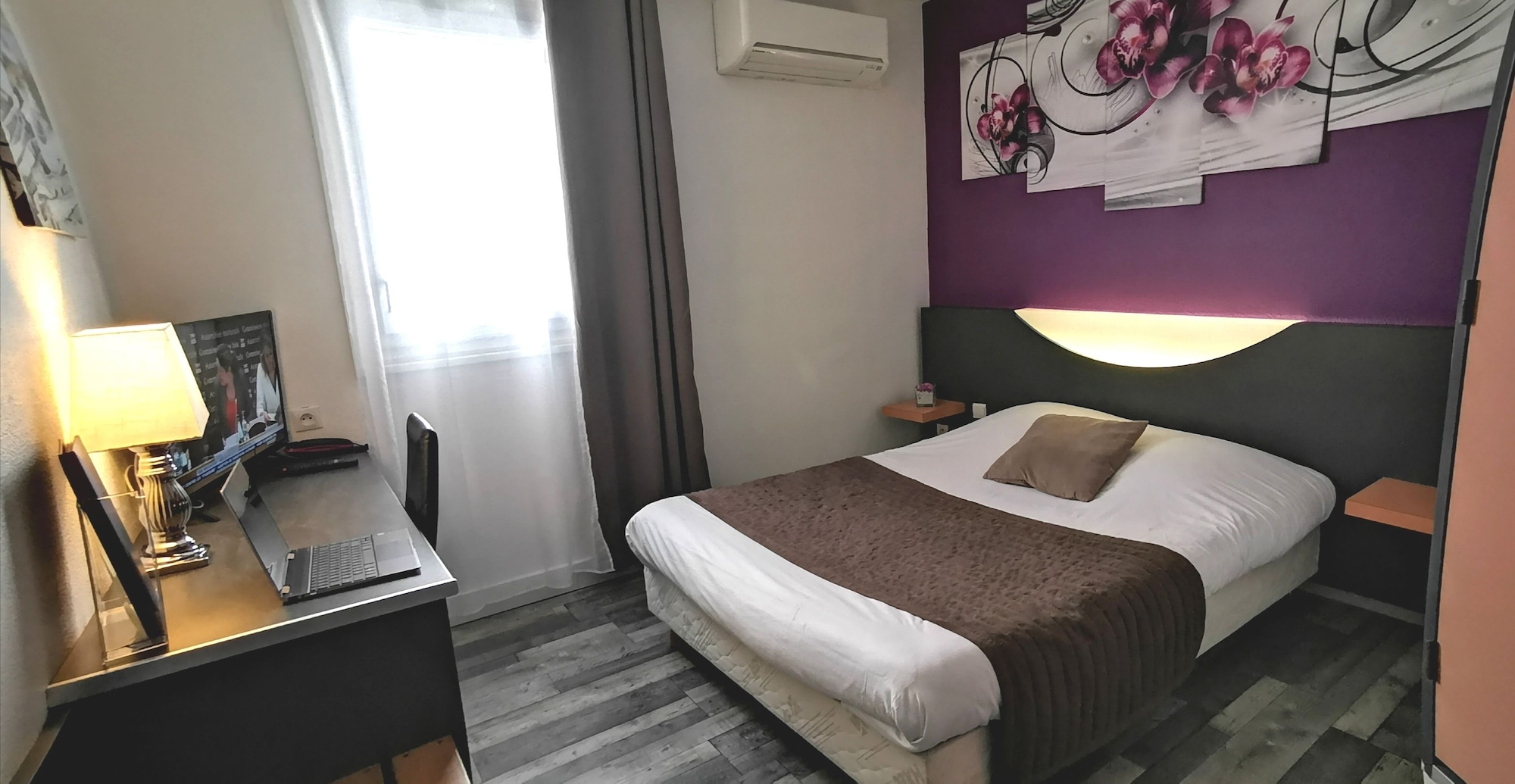 lhotel le marais romilly sur seine centre