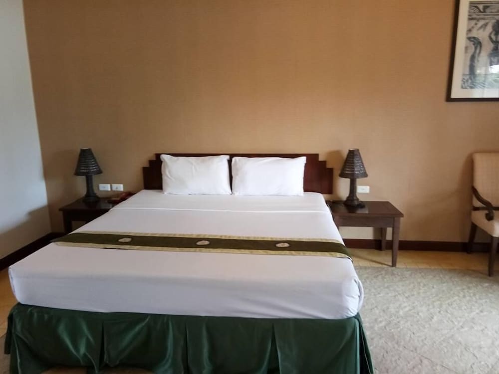 Golden Pine Beach Resort and Spa 12/61