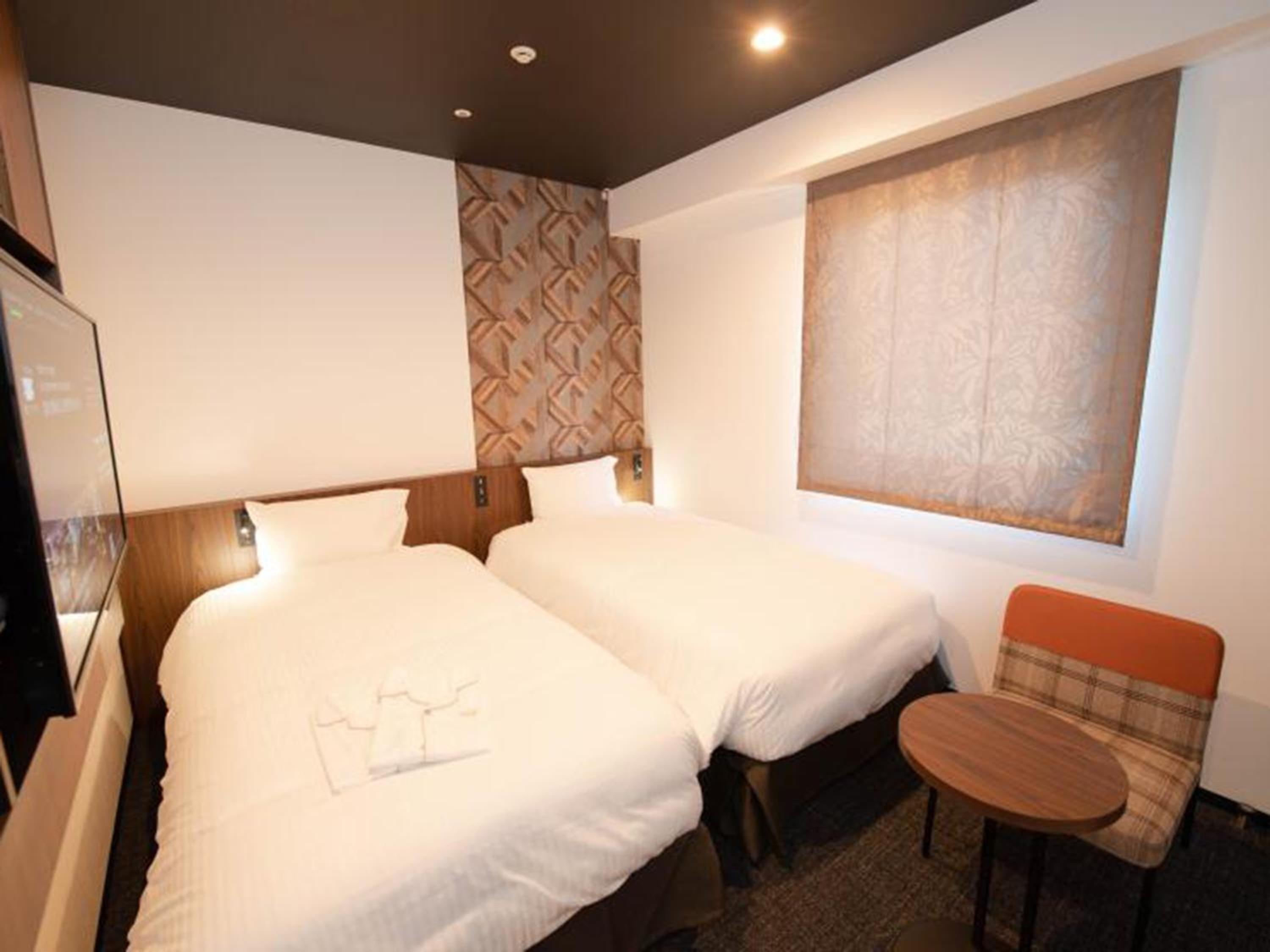 Refa, Twin Beds