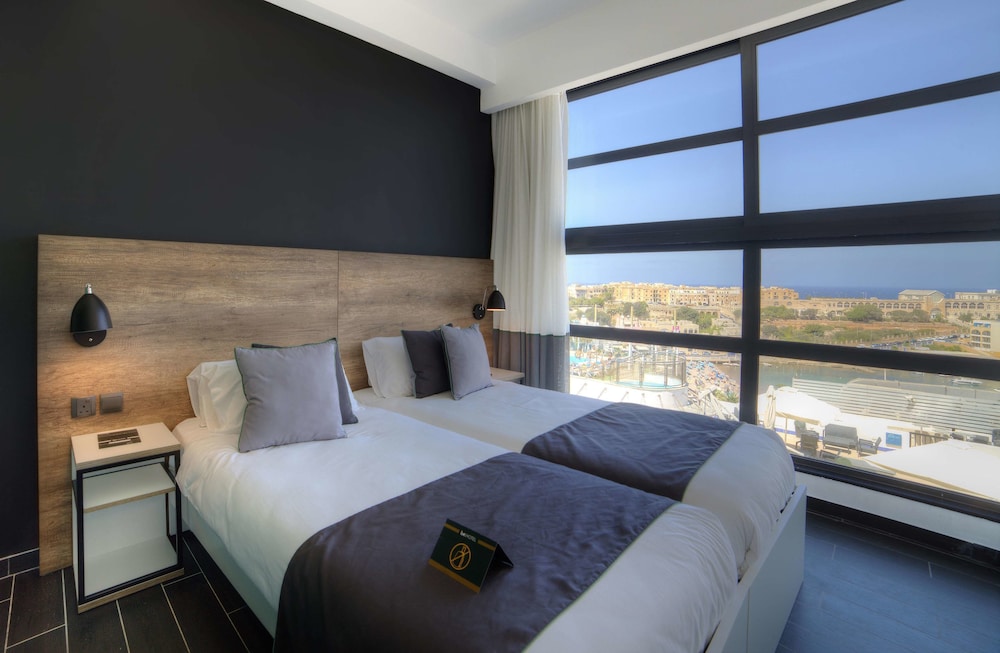 BE HOTEL 26/78