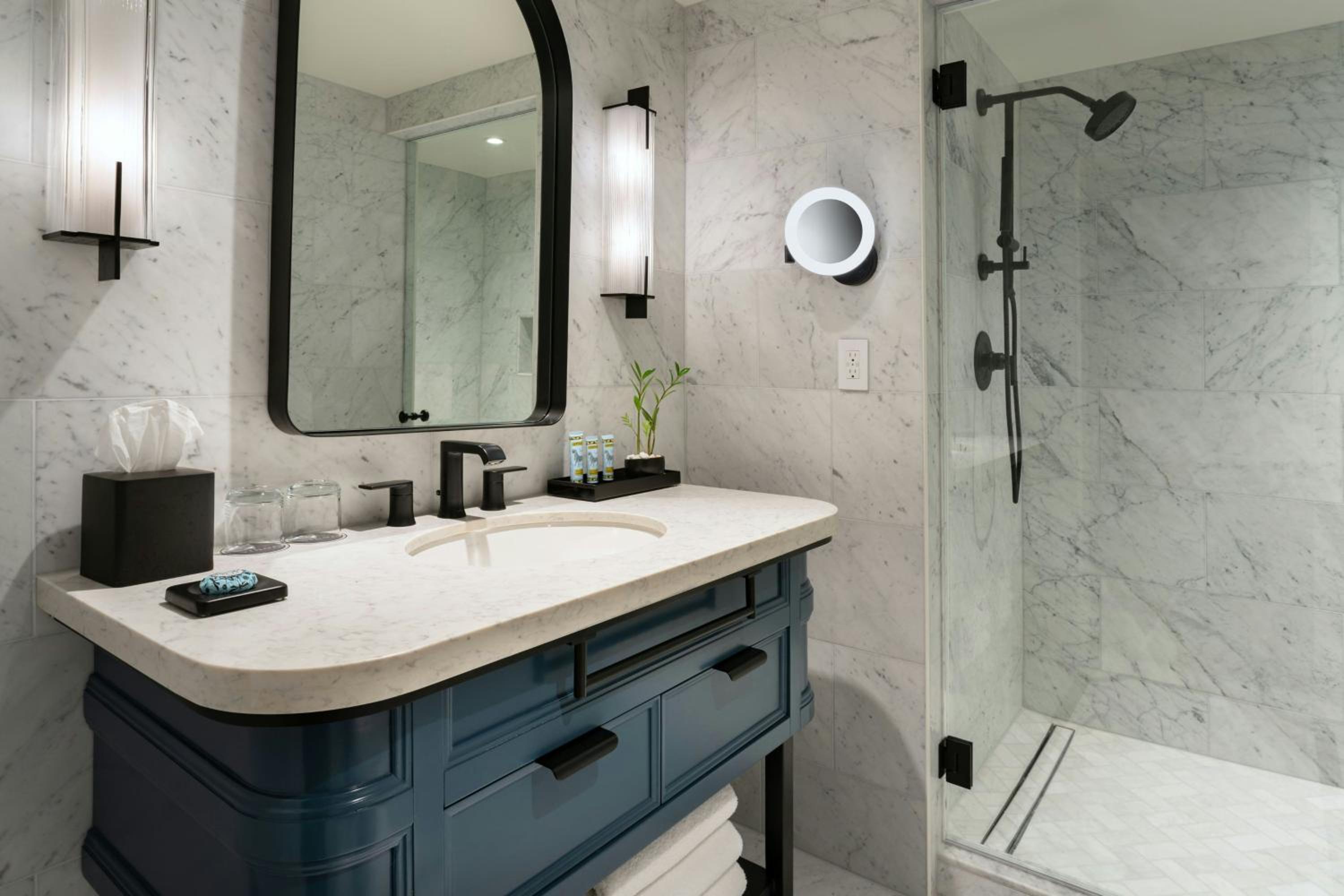 Premium, King Bed, Bay View, High Floor، The Vinoy Resort & Golf Club Autograph Collection 7/8