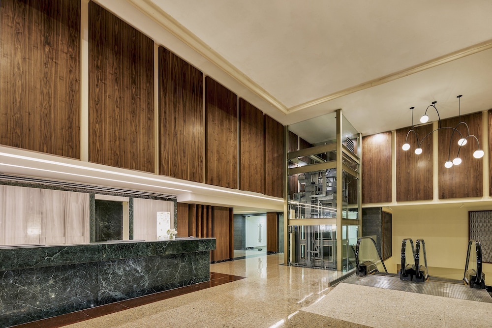 lobby