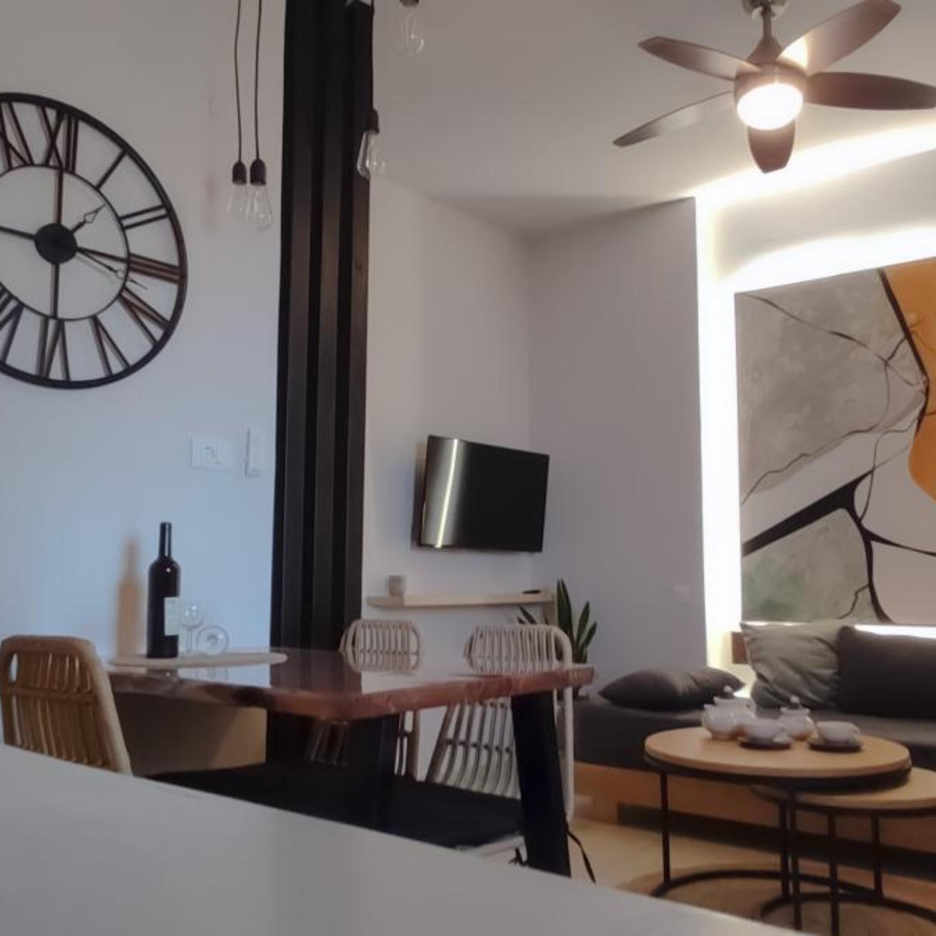 NIKI APARTMENTS 56/66