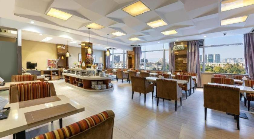Jinjiang Metropolo Hotel Hefei Baohe 45/51