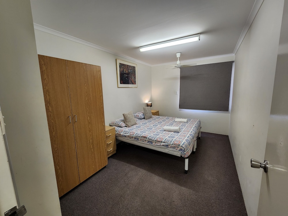 Perth City Apartment Hotel 10/46