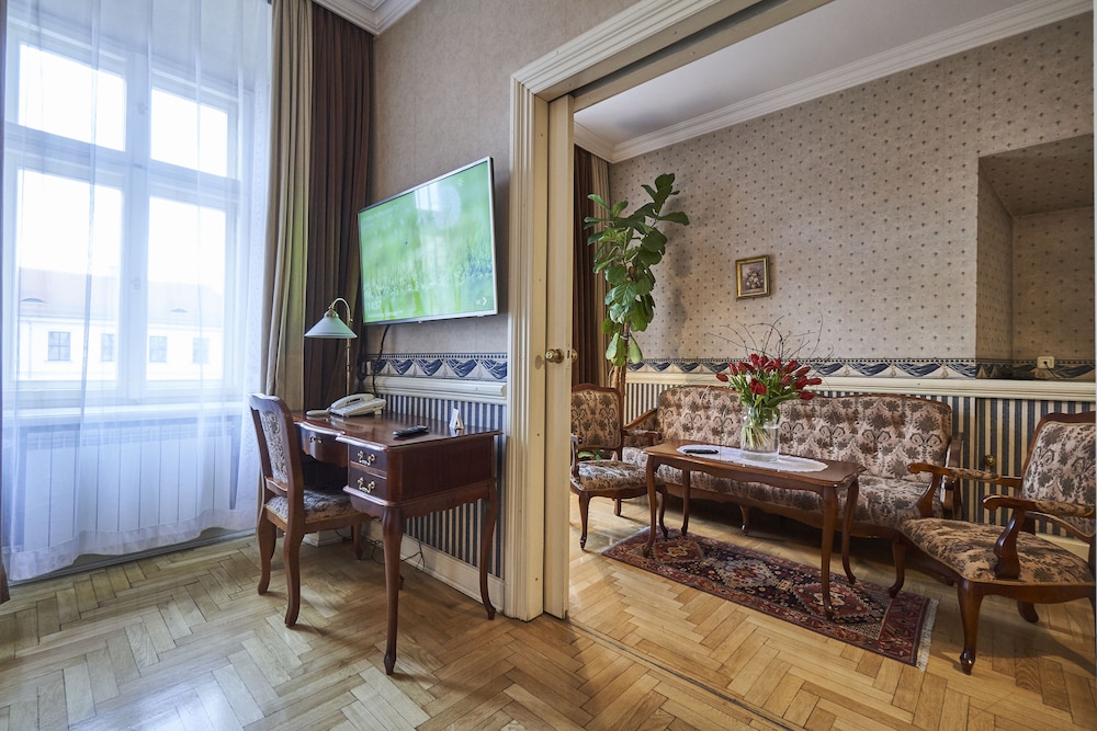 Hotel Pollera 32/37