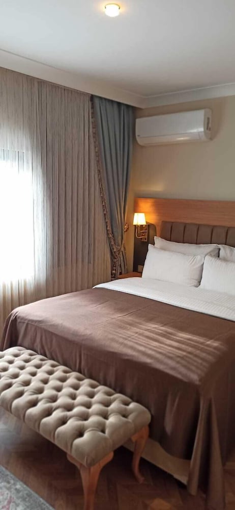 Ak Life Hotel & Suit 10/39