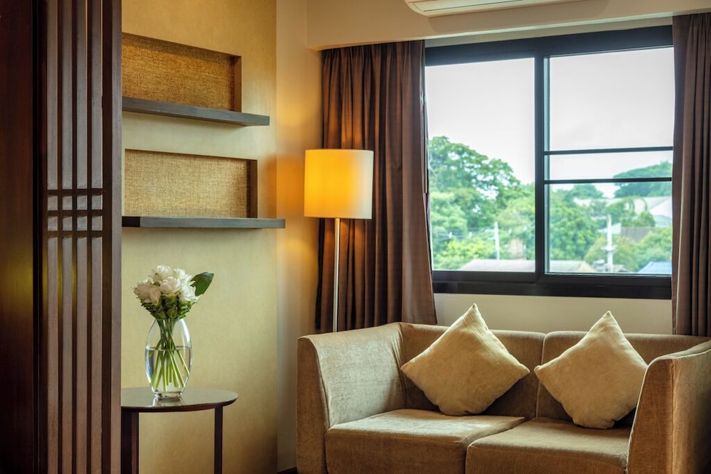 The Grand Napat 42/61