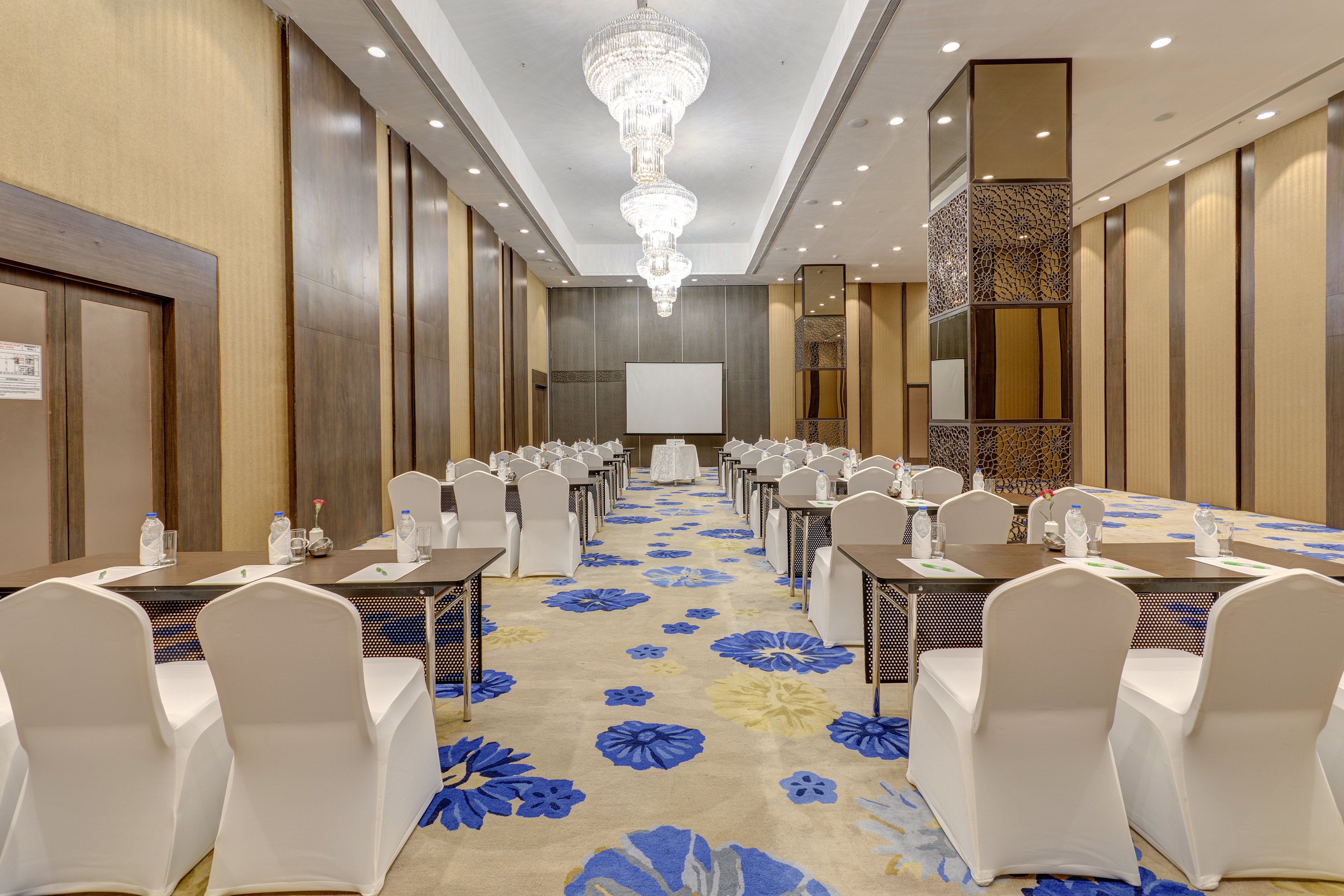 HOLIDAY INN KOLKATA AIRPORT 45/59
