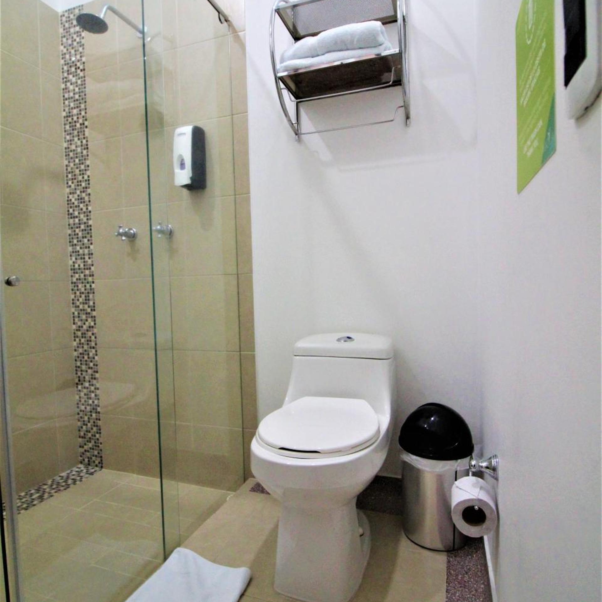 Amazilia Hotel 49/54