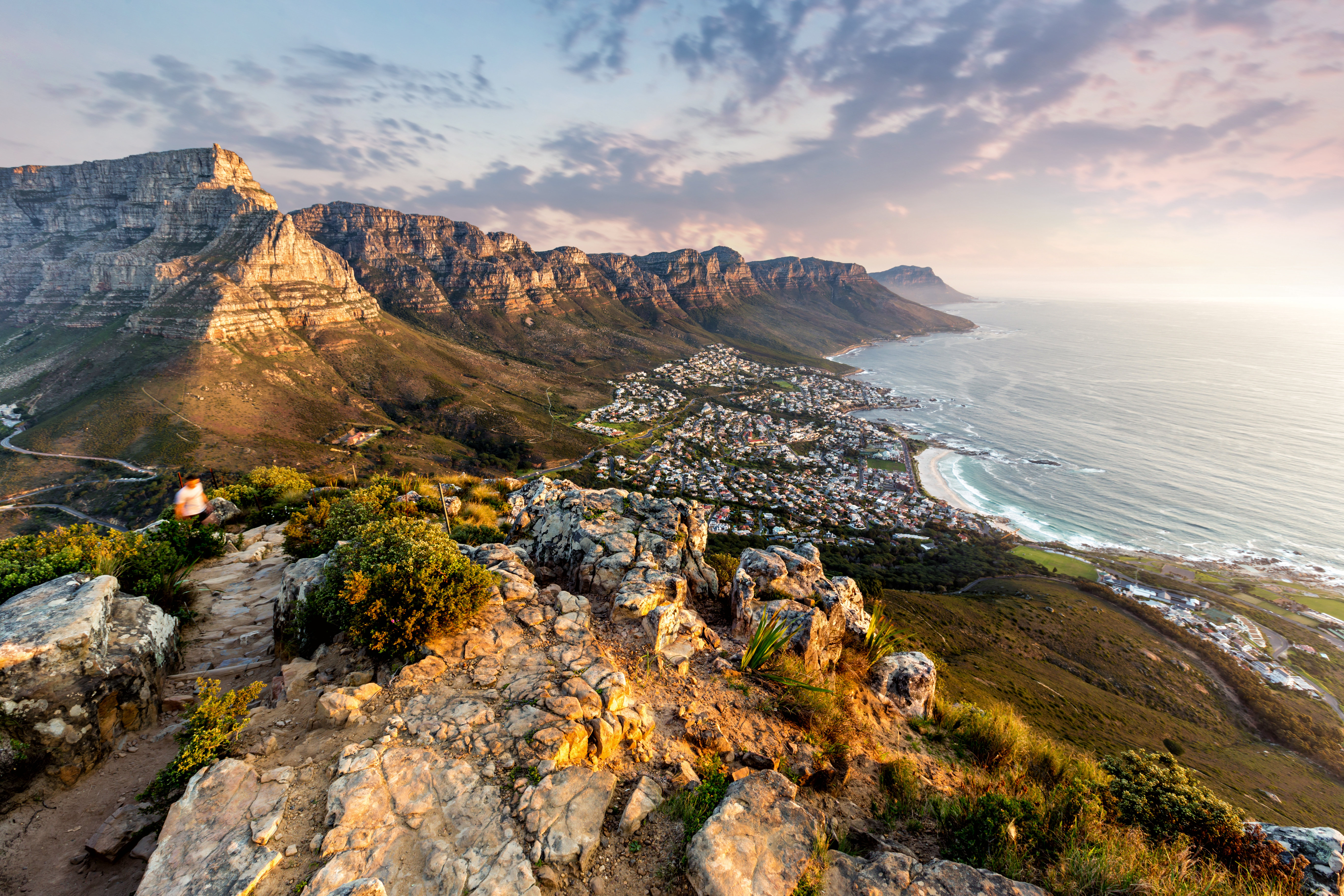 HOLIDAY INN EXPRESS CAPE TOWN CITY CENTRE 45/50