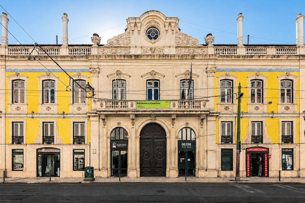Palacio Camoes Lisbon Serviced Apartments 3/50
