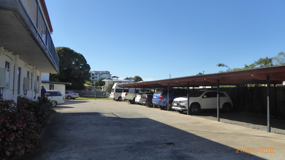 TOWER COURT MOTEL 17/44