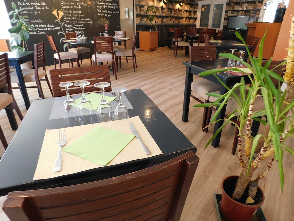 restaurant-cafeteria