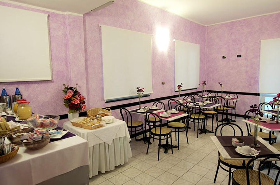 COMFORT HOTEL EUROPA 15/18