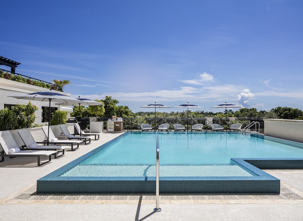 THesis Hotel Miami Coral Gables, Curio Collection by Hilton 47/80