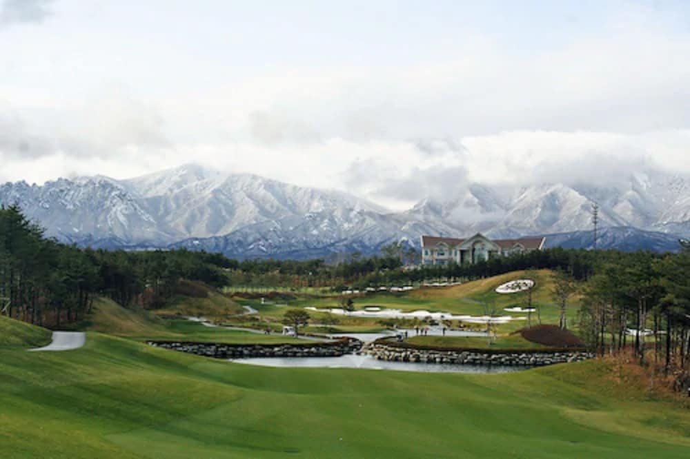PINE RIDGE RESORT 38/47