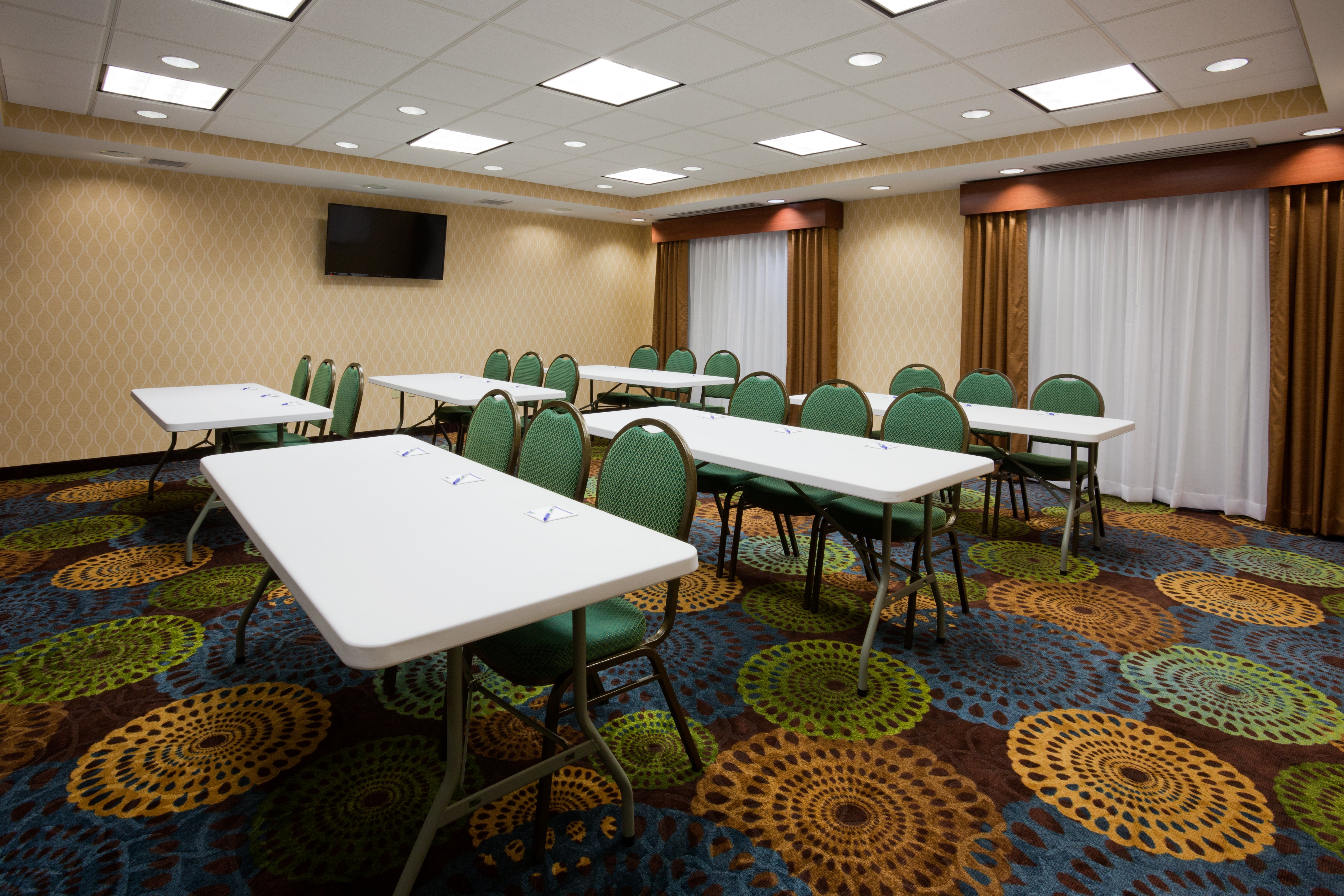 Holiday Inn Express Fort Dodge 23/26