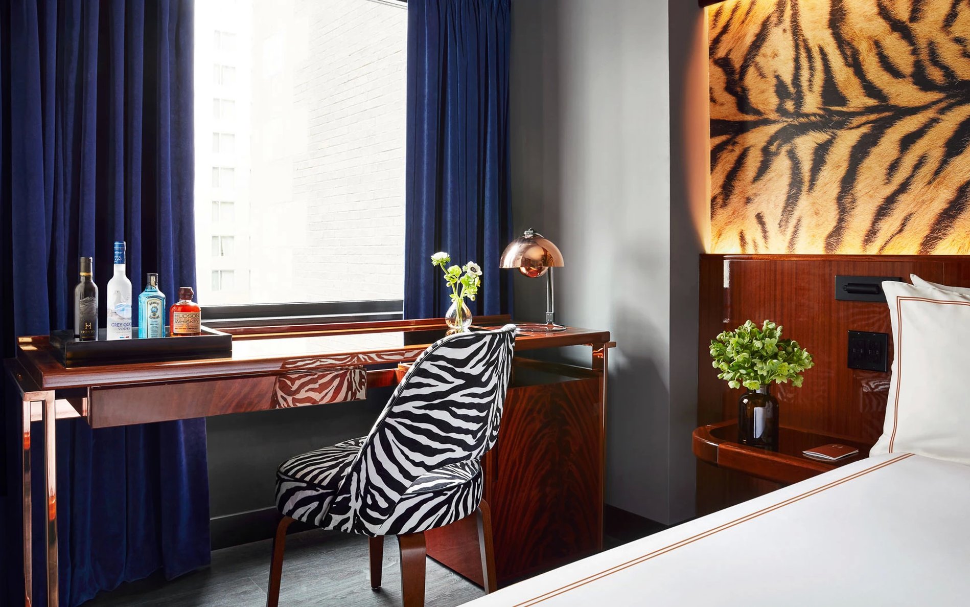 Room, King Bed, Empire Building View