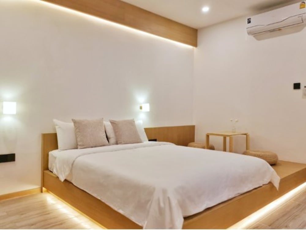 Hotel AONO 9/36
