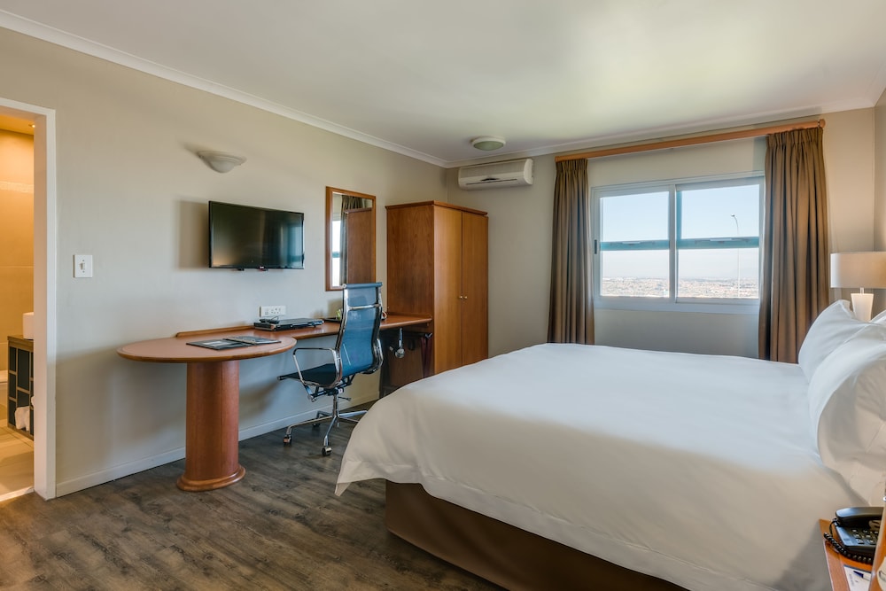 Protea Hotel by Marriott Cape Town Tyger Valley 14/45