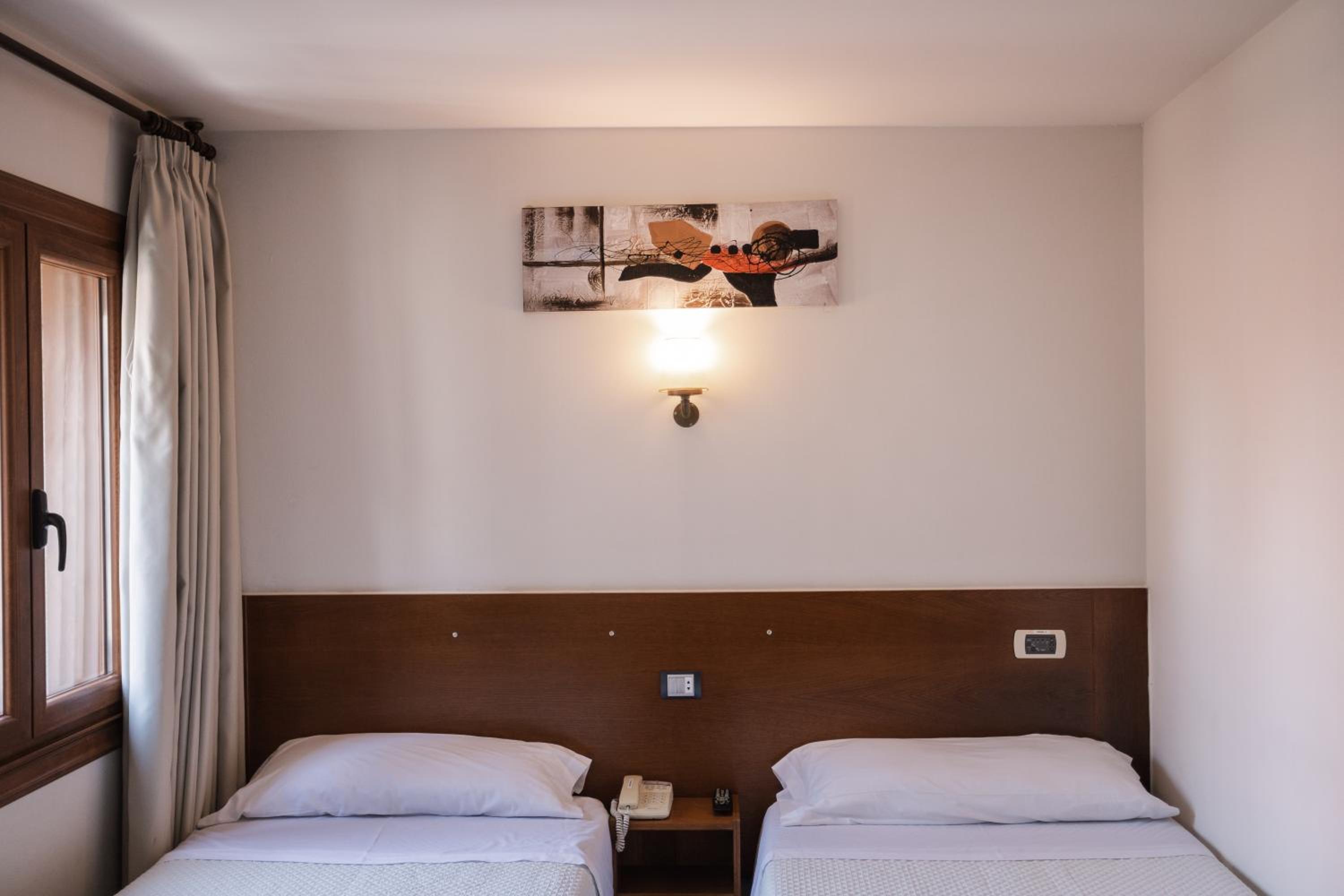 Hotel Restaurante Ruas 24/58