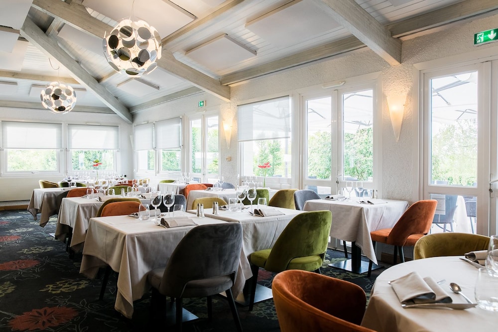 Hotel Le Rabelais 41/55