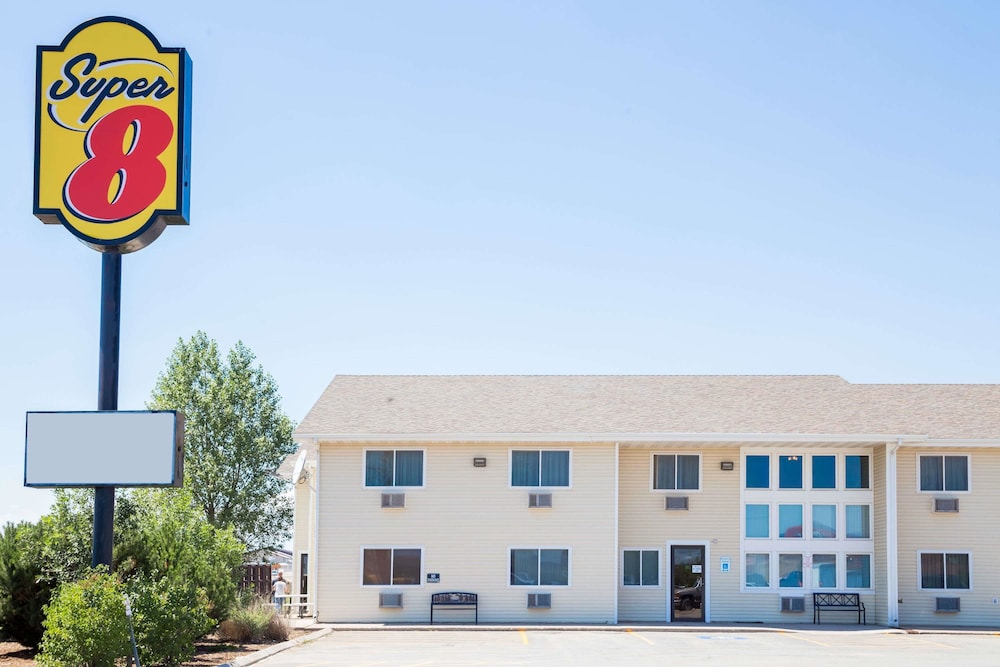 Super 8 by Wyndham Lewistown 3/51