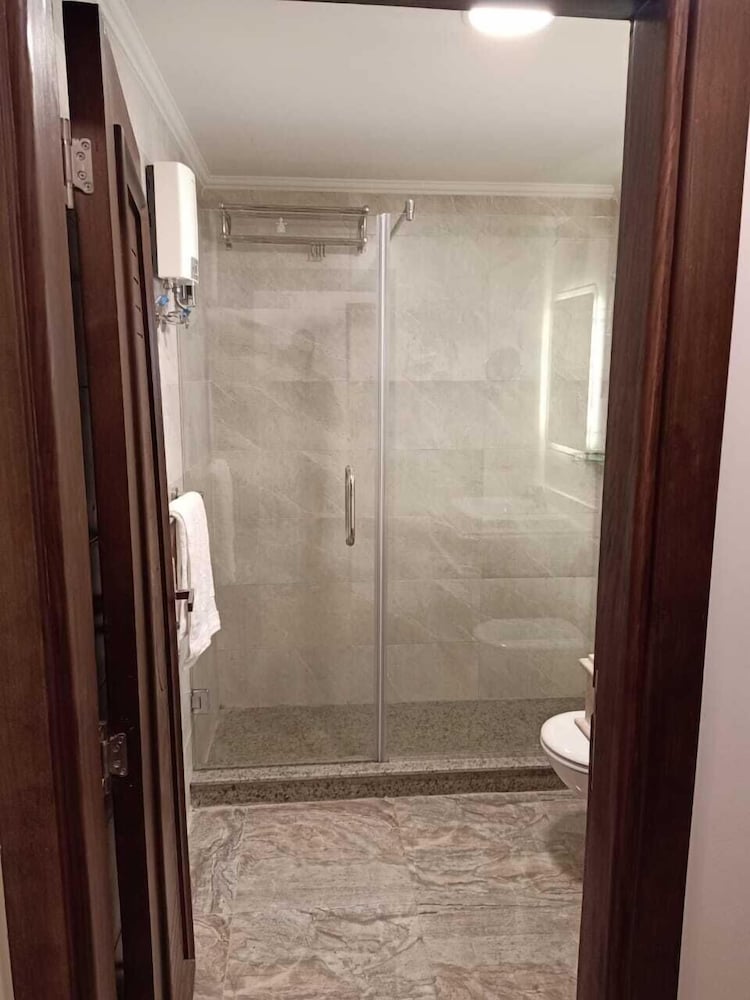 Jewel Al Nasr Hotel & Apartments 32/34