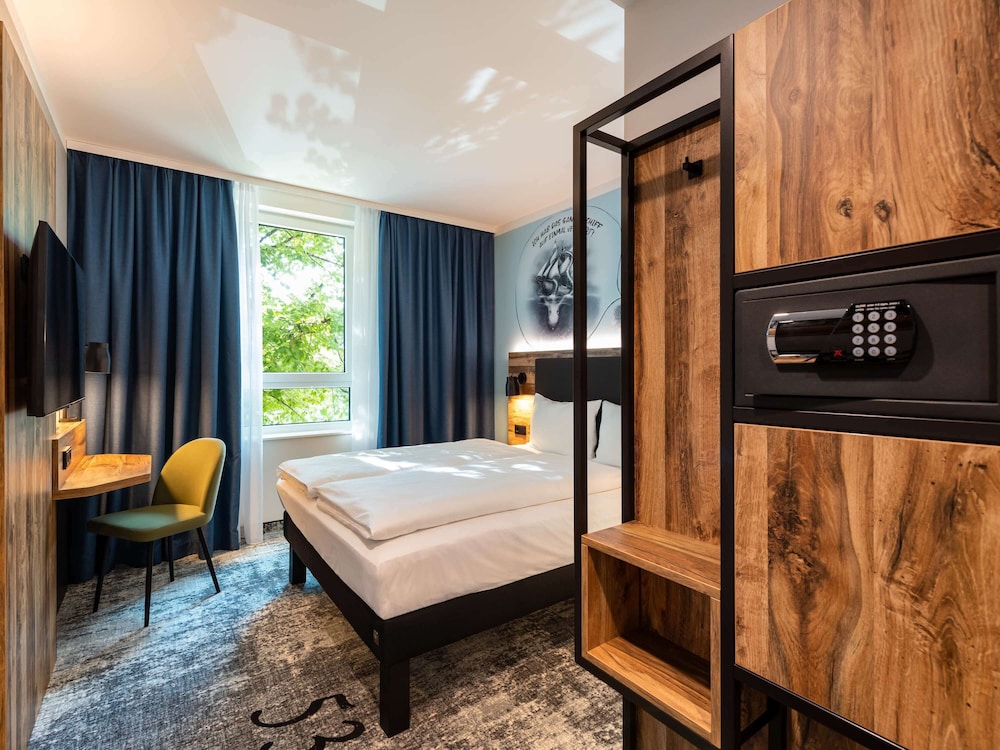 Ibis Styles Hamburg Barmbek 14/44