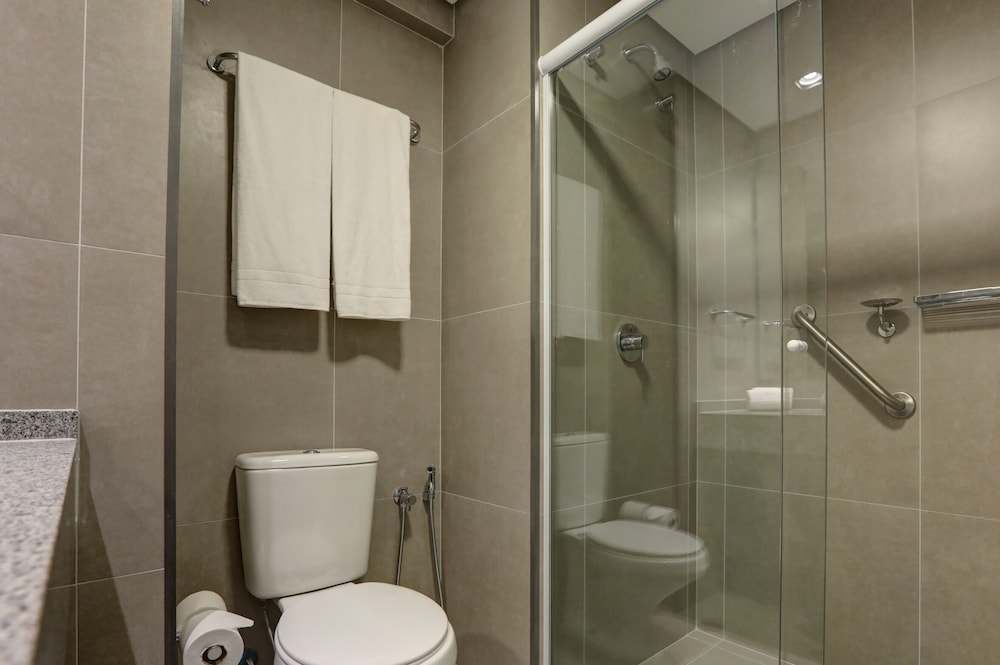 Comfort Hotel Guarulhos Airport 68/72
