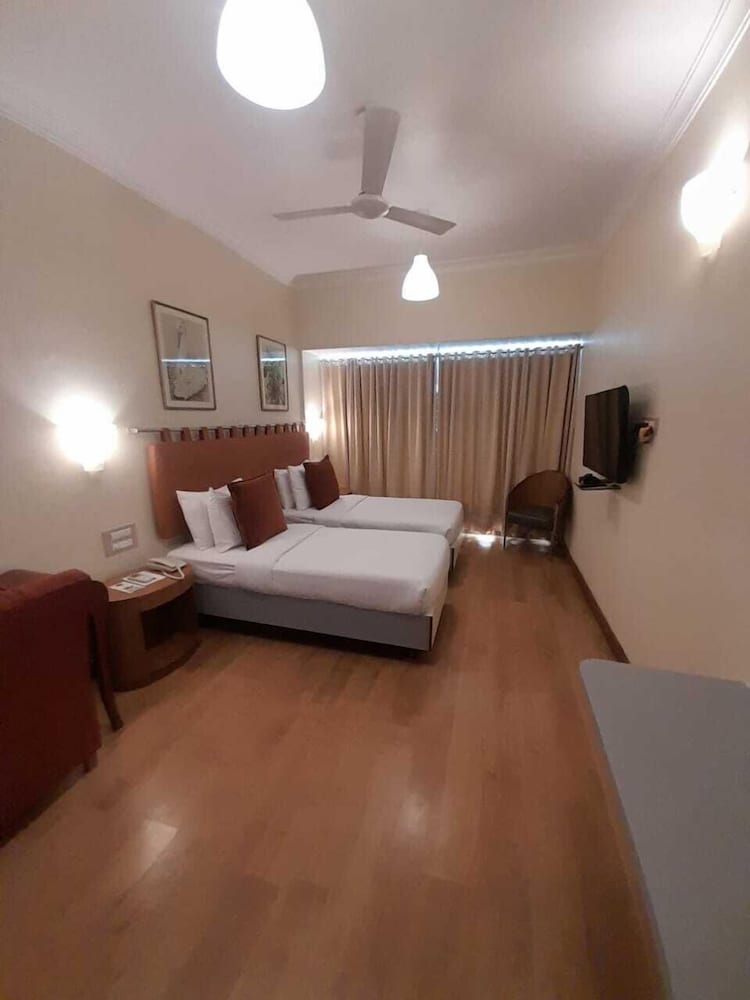 Hotel Regency 10/54