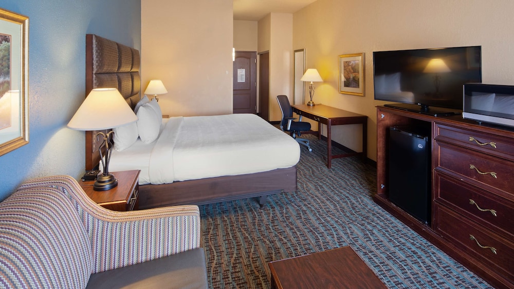 Best Western Holiday Manor 18/49