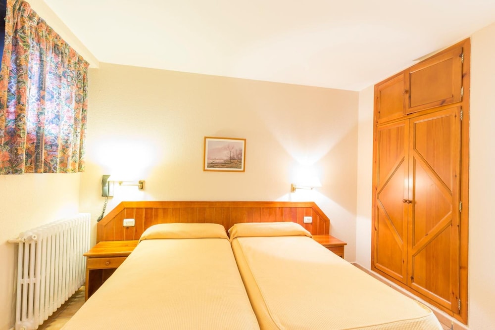 Hotel Paris 15/39