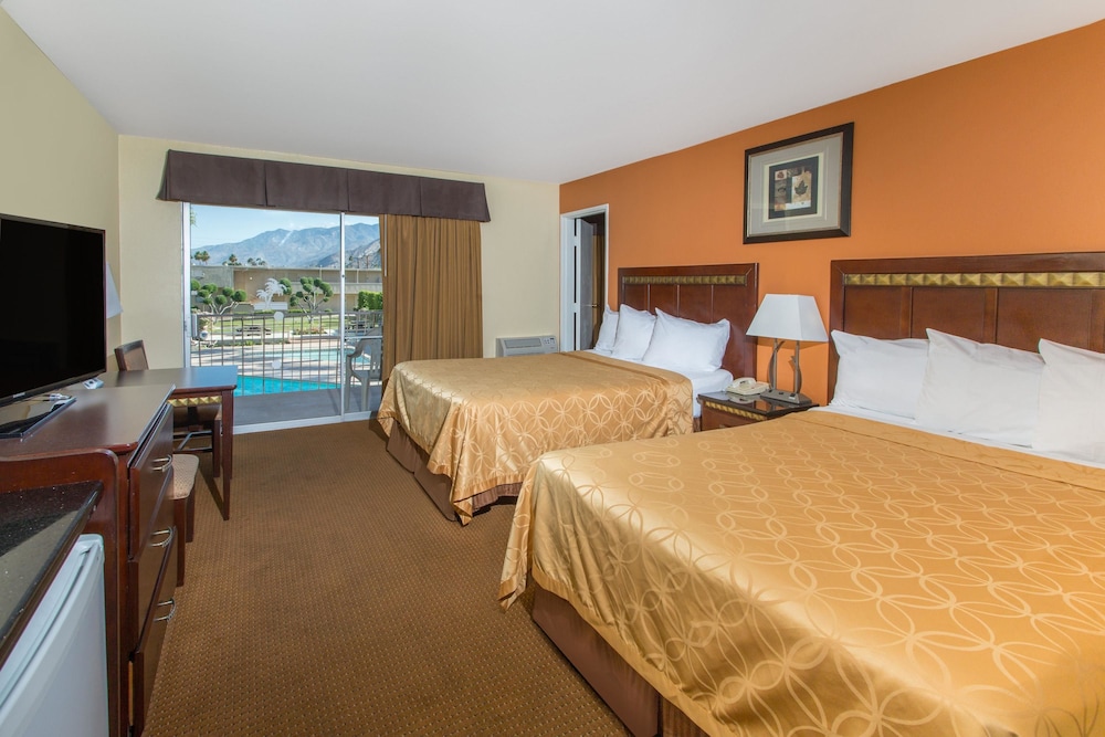 Days Inn by Wyndham Palm Springs 1/25