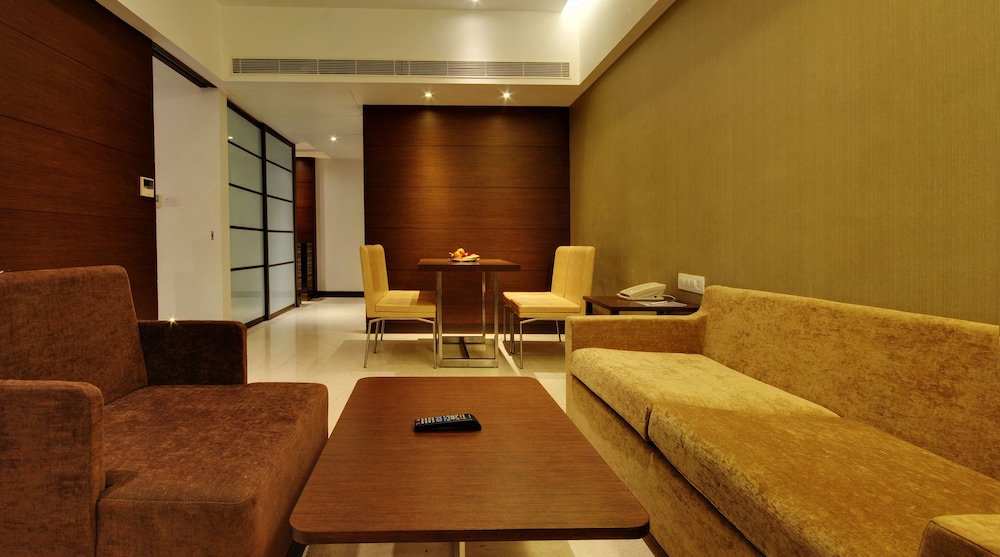 Platinum Hotel 23/43