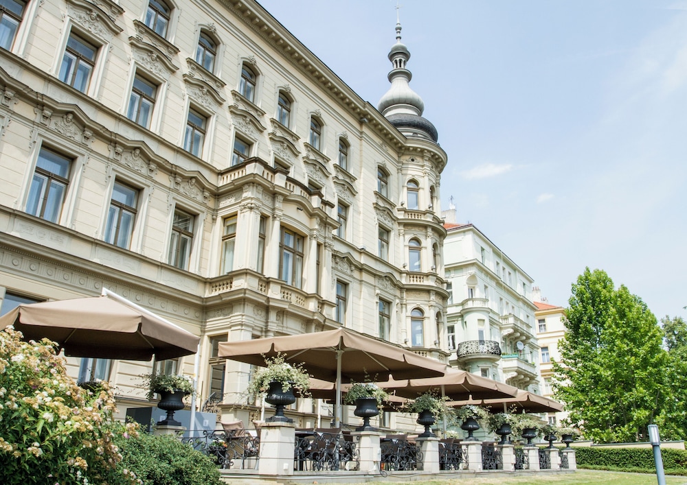 Le Palais Art Hotel Prague 4/68