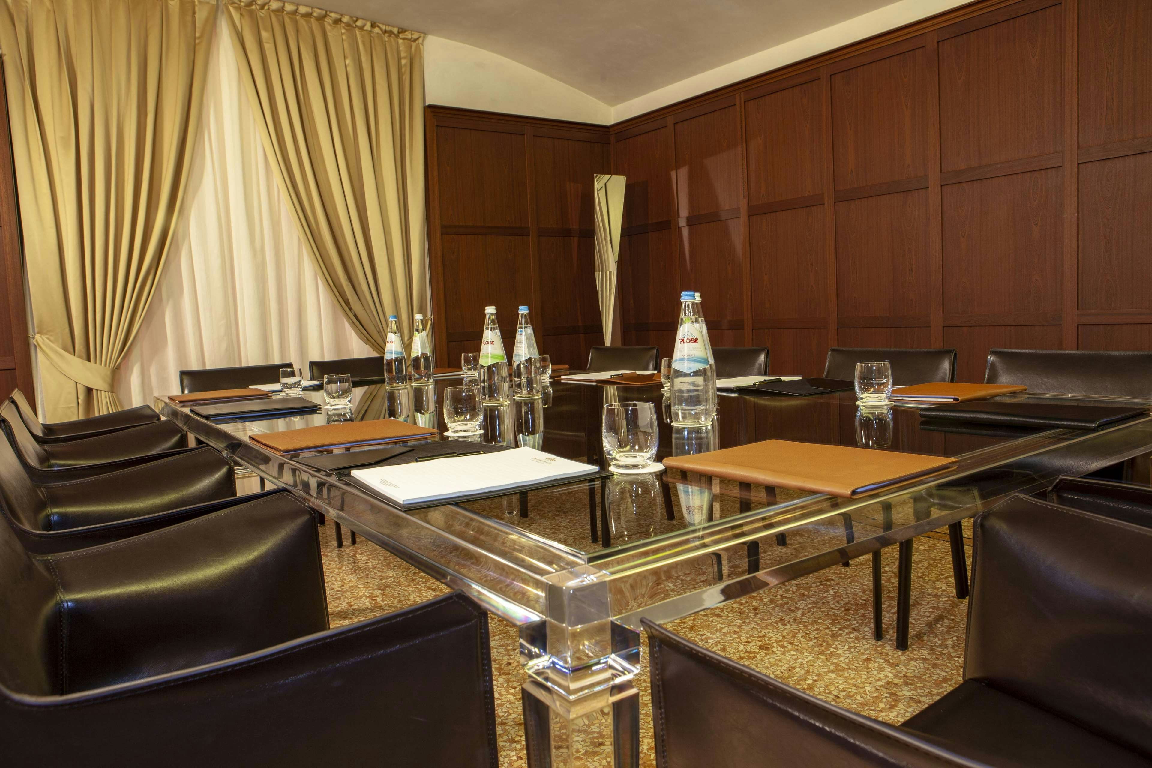 Hotel Rua Frati 48 in San Francesco 43/50