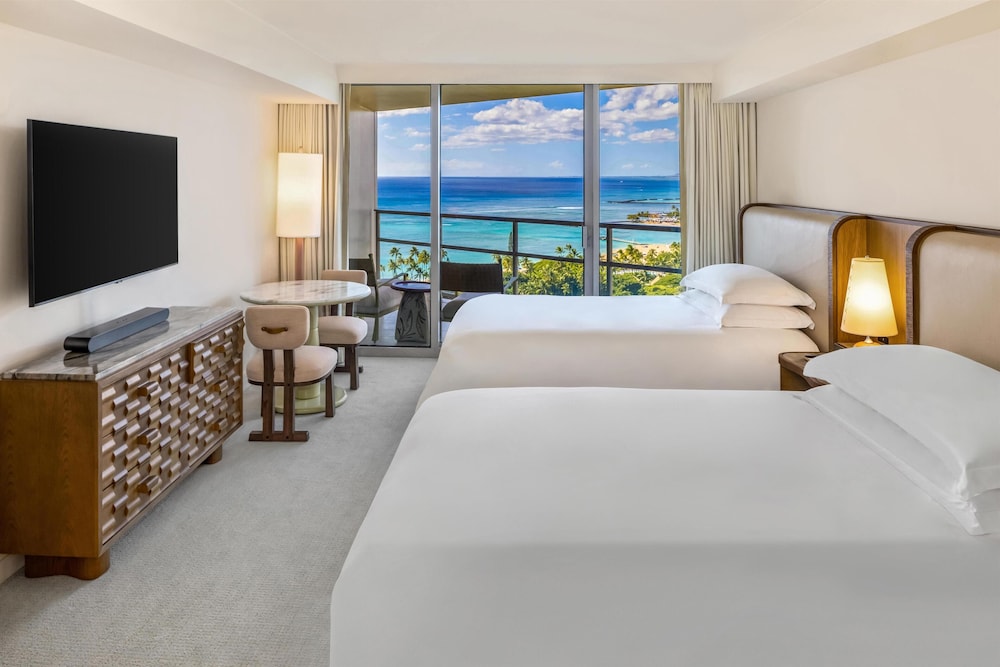 Renovated, Deluxe, 2 Double Beds, Ocean View, Sofa