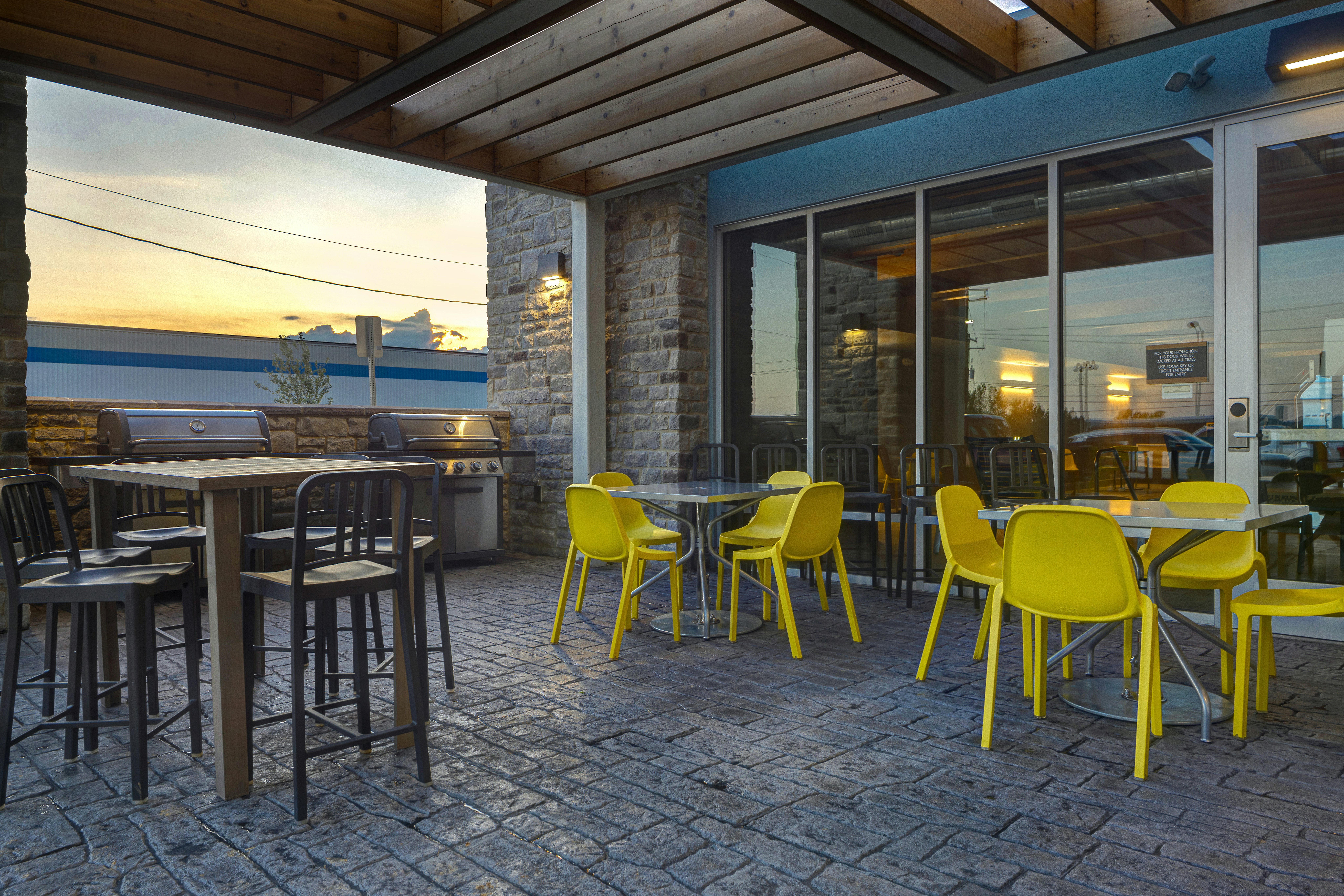 Home2 Suites by Hilton Allentown Bethlehem Airport 17/27