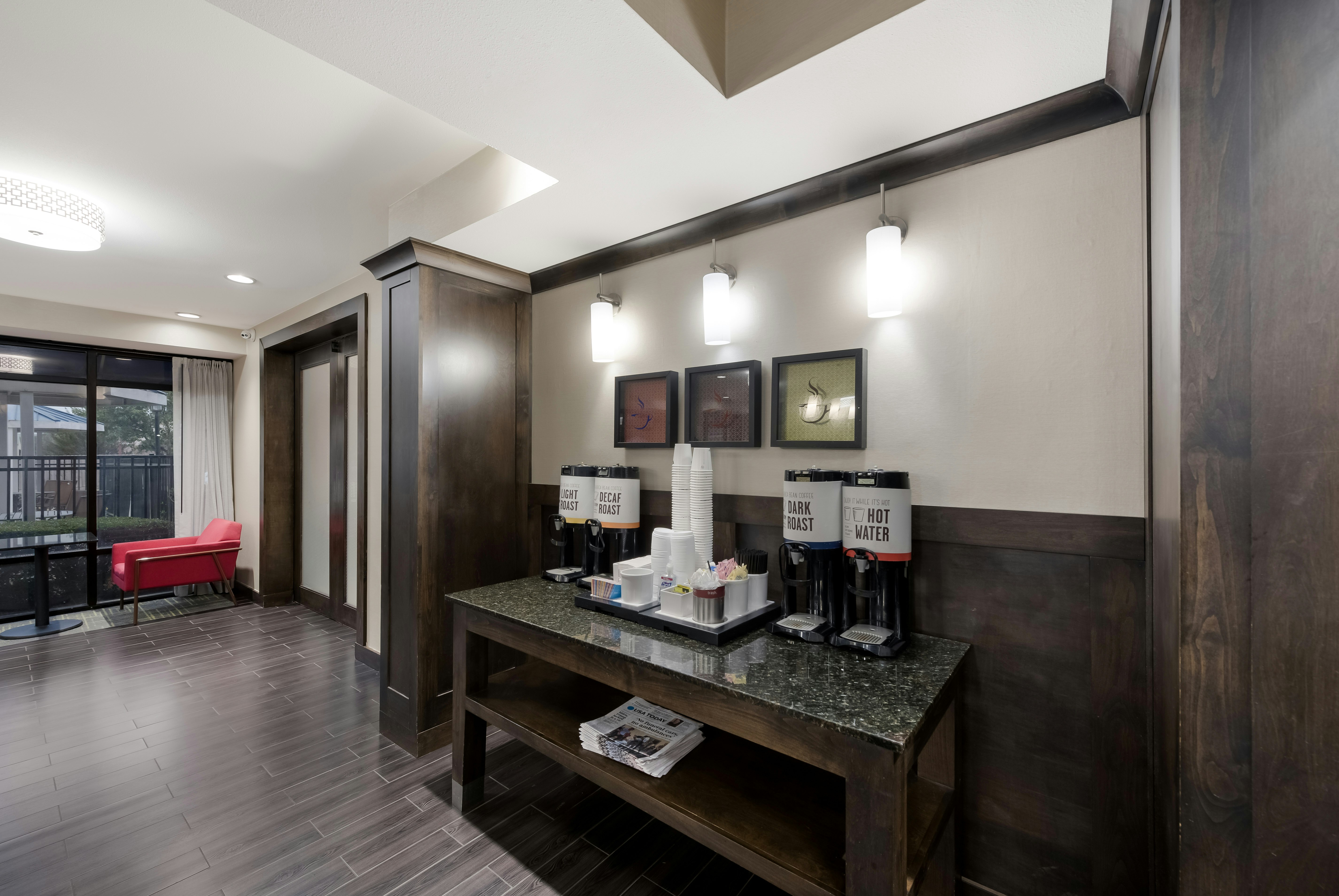 Hampton Inn Marshall, TX 43/43