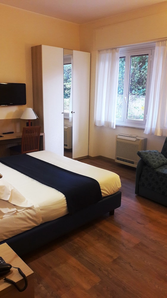 Hotel Esperia 38/71