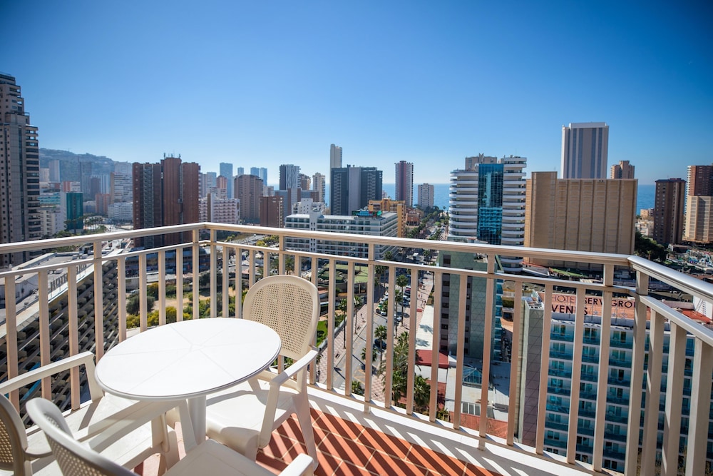 Servigroup Pueblo Benidorm Hotel 4/48