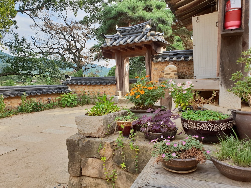 Okyeon Pavilion 47/50