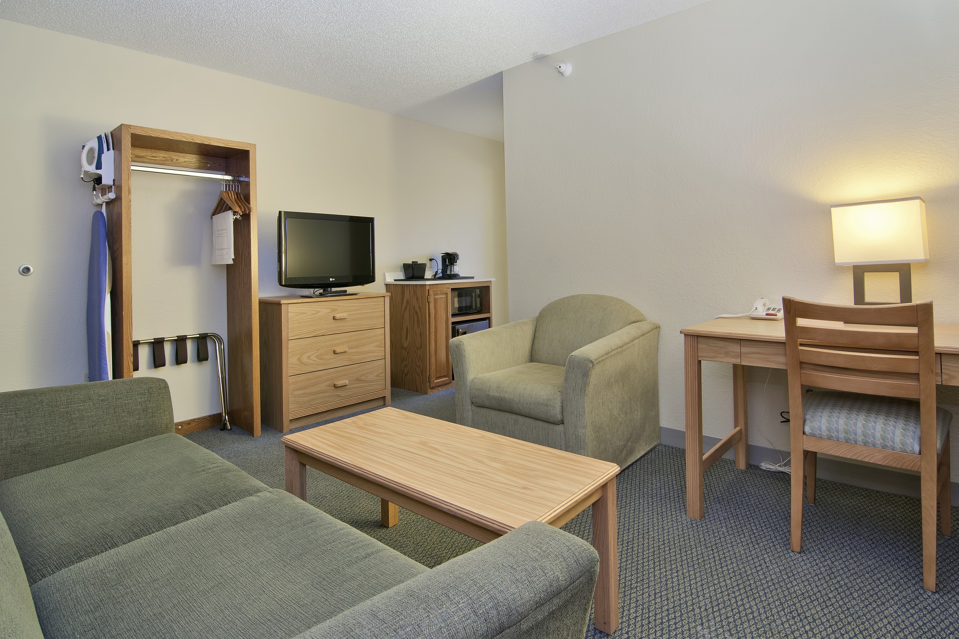 Boarders Inn Suites Faribault Mn 65/80